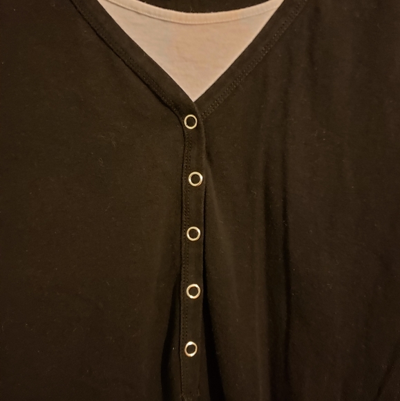 Top - Picture 2 of 4